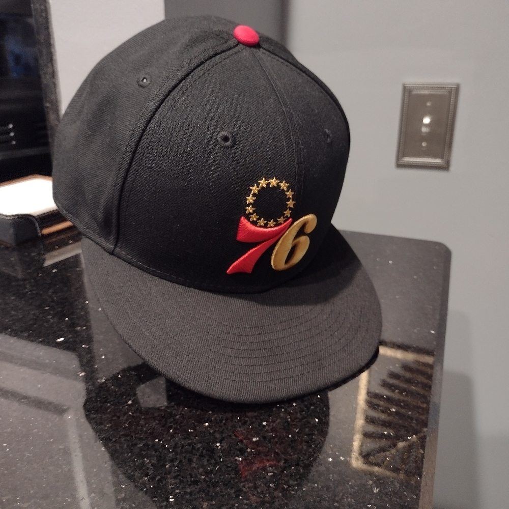 Philadelphia 76ers snapback hat